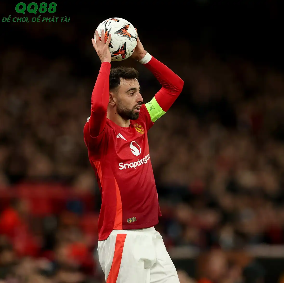 Michael Carrick đã chính thức ra lệnh cấm sử dụng các quả ném biên dài trong chiến thuật Michael Carrick đã chính thức ra lệnh cấm sử dụng các quả ném biên dài trong chiến thuật